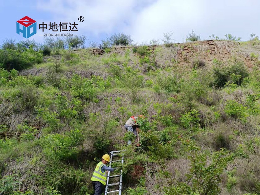 武汉某公路高边坡自动化监测预警工程案例
